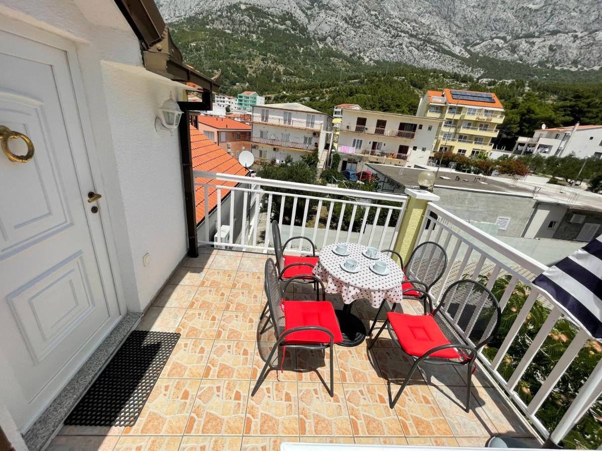 Villa Agneza Baska Voda Bagian luar foto