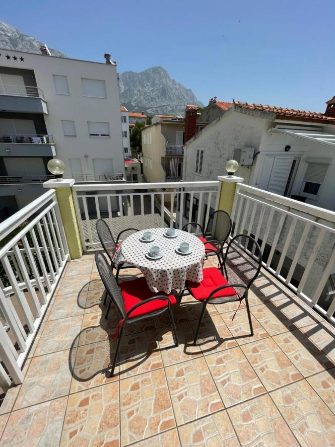 Villa Agneza Baska Voda Bagian luar foto
