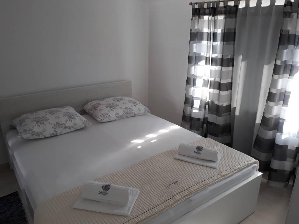 Villa Agneza Baska Voda Bagian luar foto