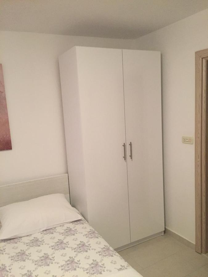 Villa Agneza Baska Voda Bagian luar foto